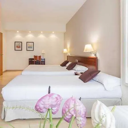 Otel Albahia