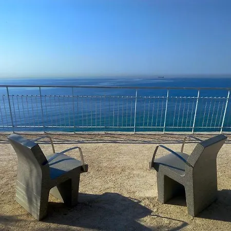 Otel Albahia