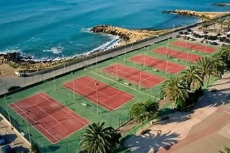 Albahia 3*