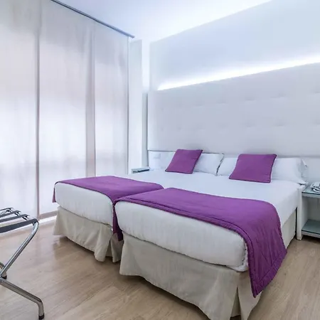 Albahia 호텔 3*